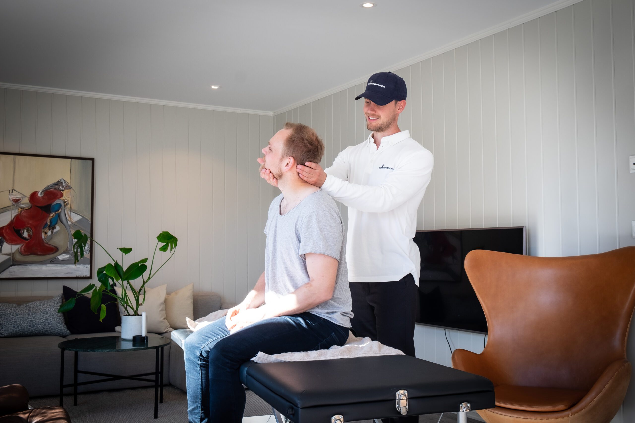 Vi tar med alt nødvendig utstyr hjem til deg.